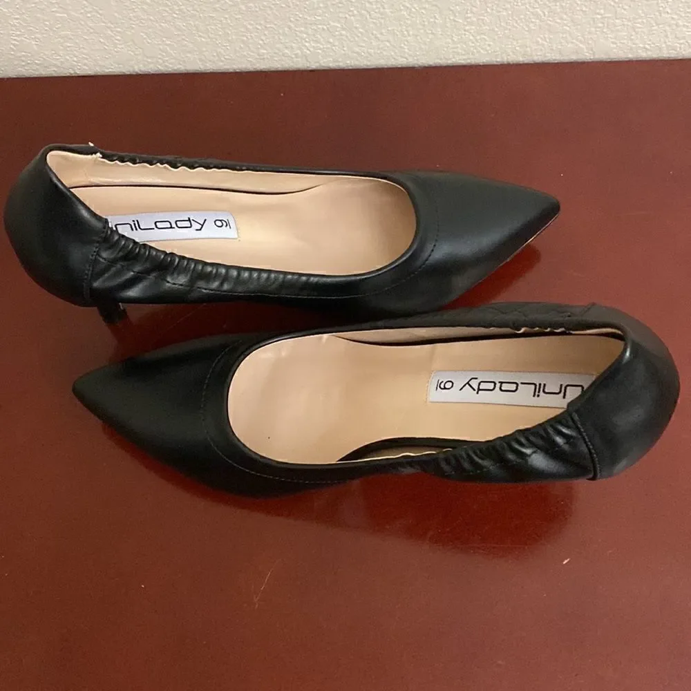 👠👠UNILADY BLACK HIGH HEELS